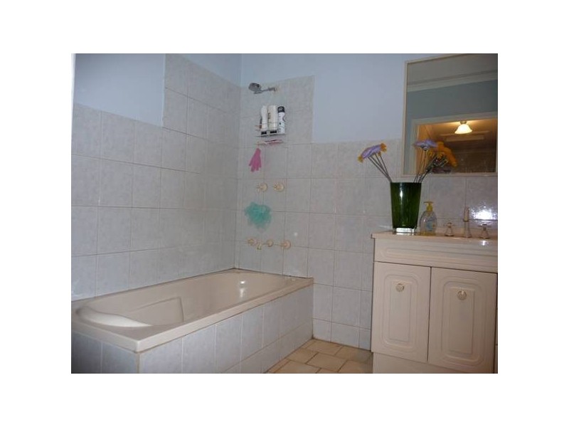 293-295 KAOLIN STREET, Broken Hill NSW 2880
