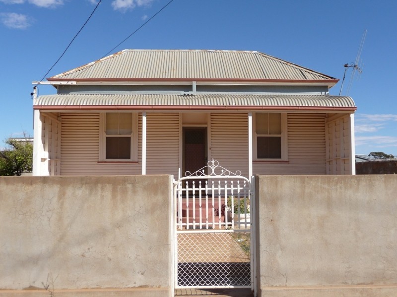 210 Pell Lane, Broken Hill NSW 2880