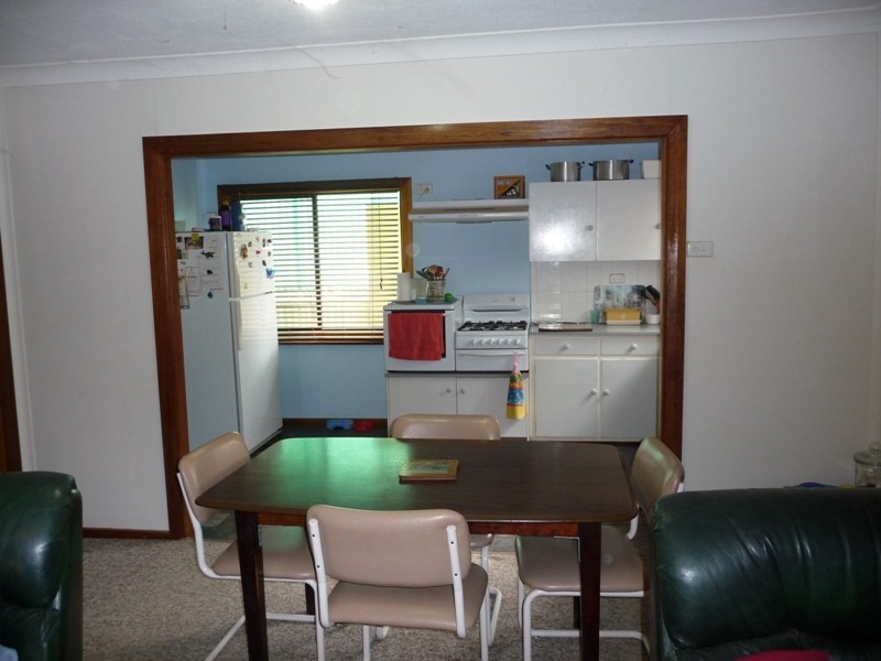 38 Lakeview Avenue, Menindee NSW 2879