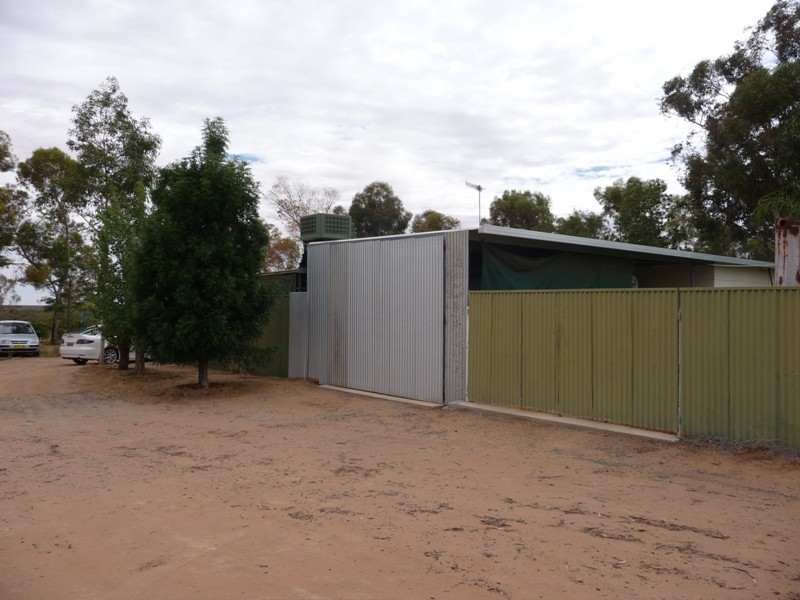 38 Lakeview Avenue, Menindee NSW 2879