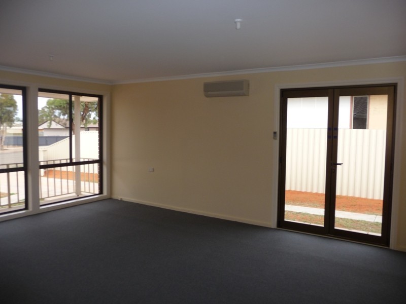 10 Lawton Street, Broken Hill NSW 2880