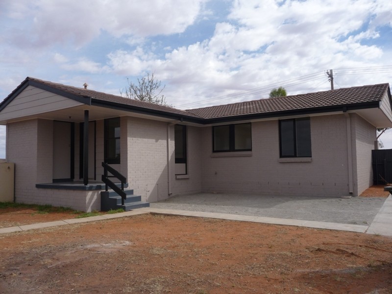 13 Lawton Street, Broken Hill NSW 2880