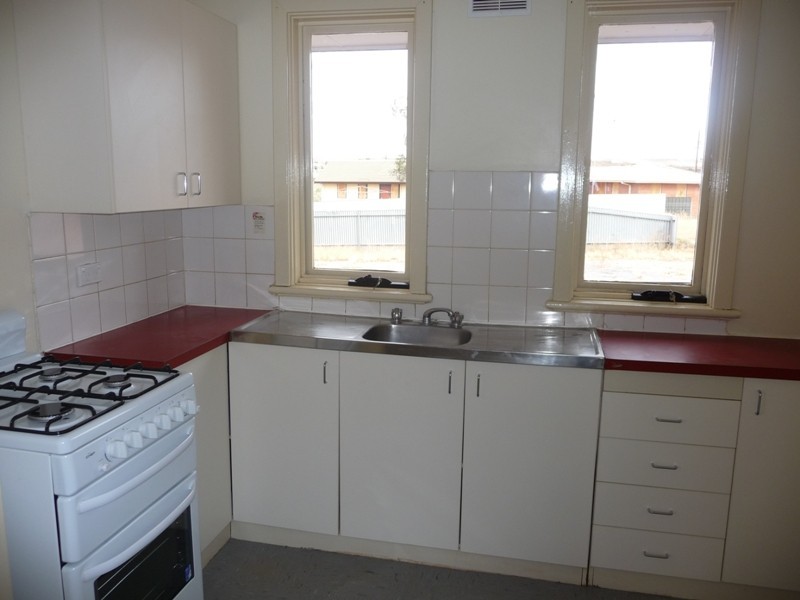13 Lawton Street, Broken Hill NSW 2880