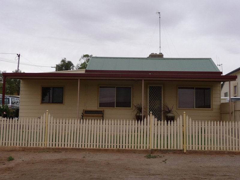 293-295 Kaolin Street, Broken Hill NSW 2880