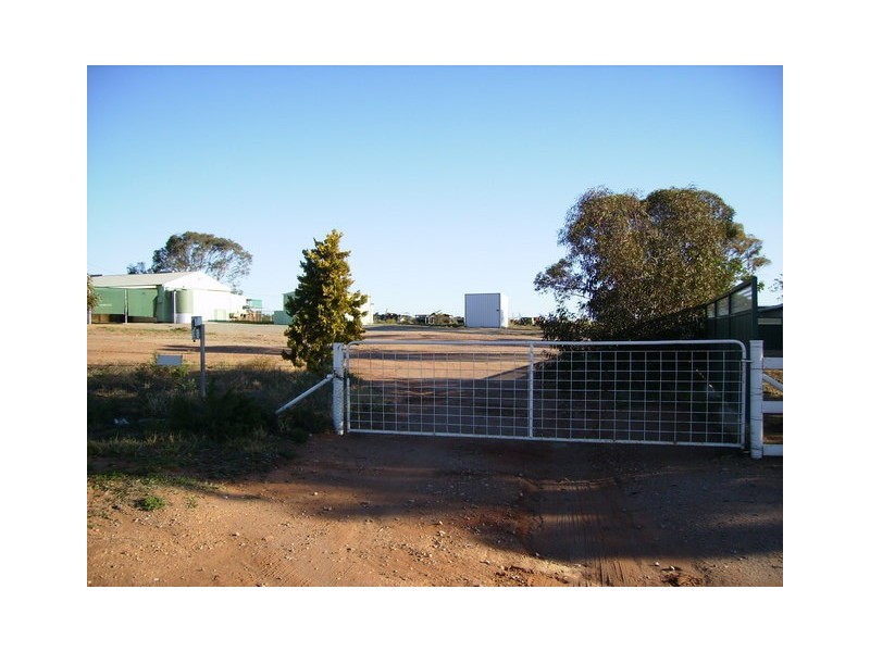 383 Brookfield Avenue, Broken Hill NSW 2880