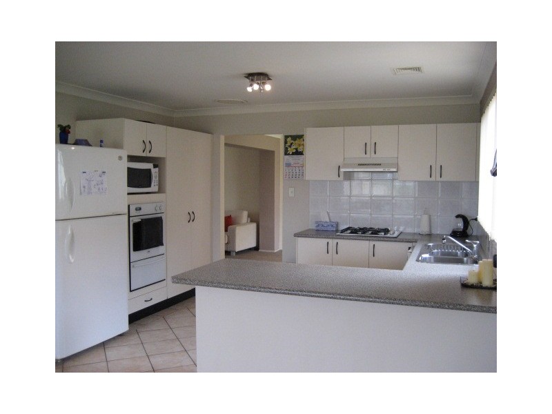 2 Cooyal Pl, Glenwood NSW 2768