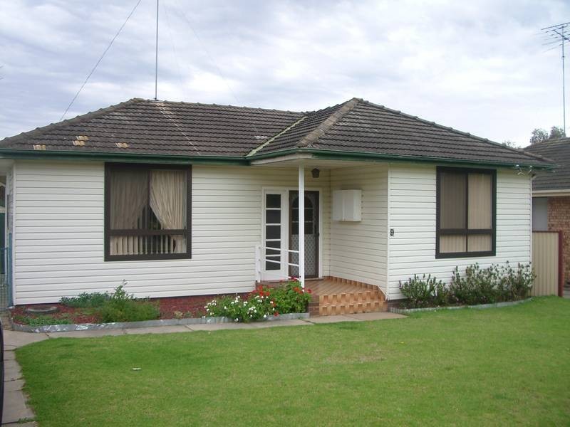 9 Vardys Rd, Seven Hills NSW 2147