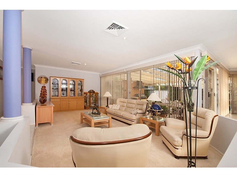 22 Crestview Ave, Kellyville NSW 2155