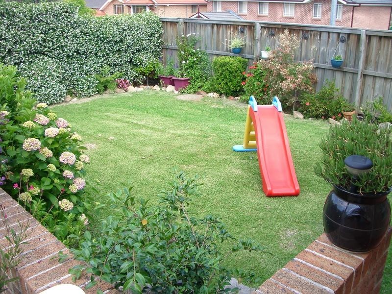 1 Rooke Crt, Kellyville NSW 2155