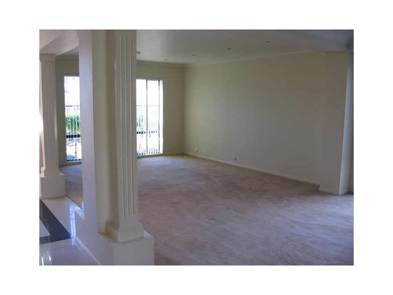 7 Danehill Ct, Castle Hill NSW 2154