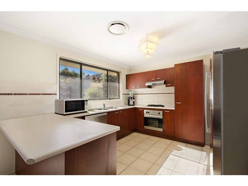 25 Softwood Ave, Beaumont Hills NSW 2155