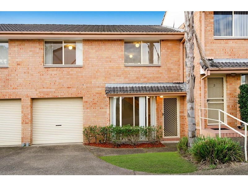 2/22 Highfield Rd, Quakers Hill NSW 2763