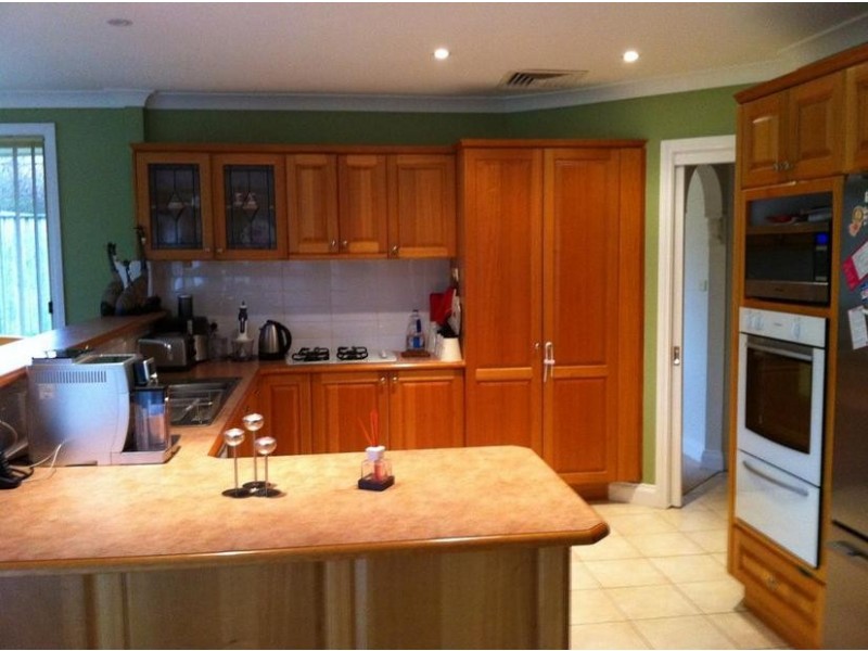 12 Guardian Av, Beaumont Hills NSW 2155