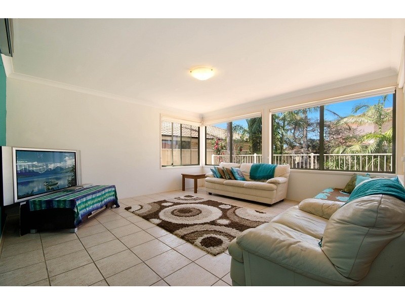 6 Forman Ave, Glenwood NSW 2768