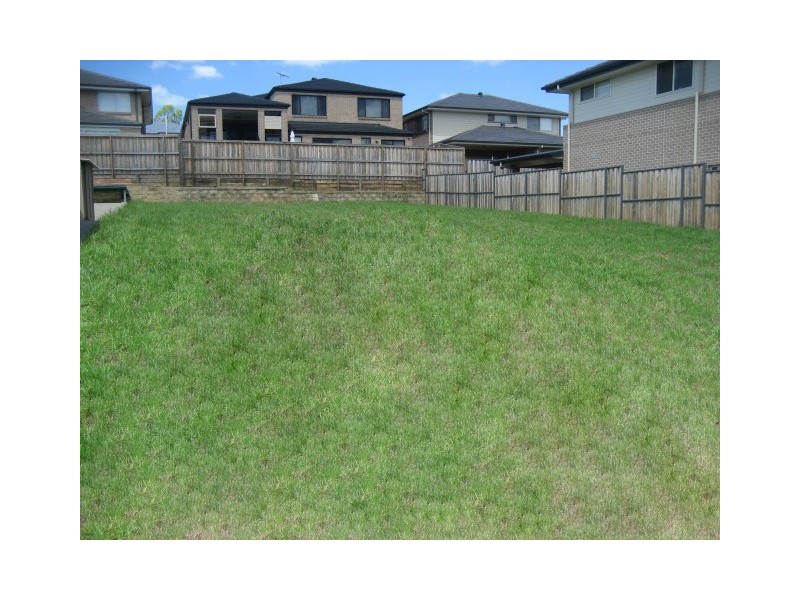 12 Hadley Cct, Beaumont Hills NSW 2155