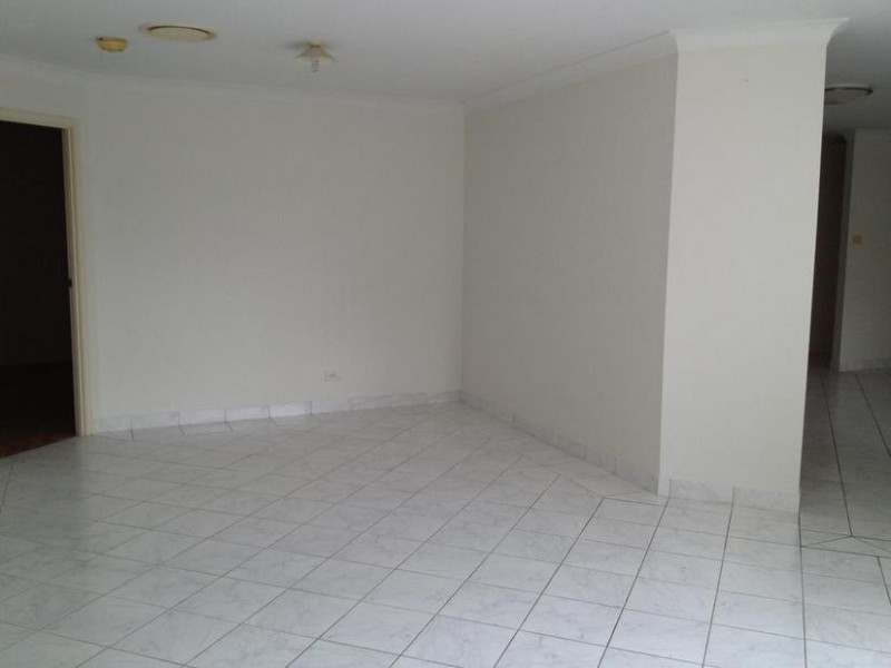 16 Farmer Close, Glenwood NSW 2768