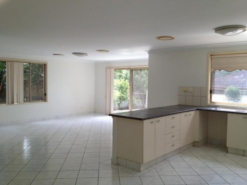 16 Farmer Close, Glenwood NSW 2768