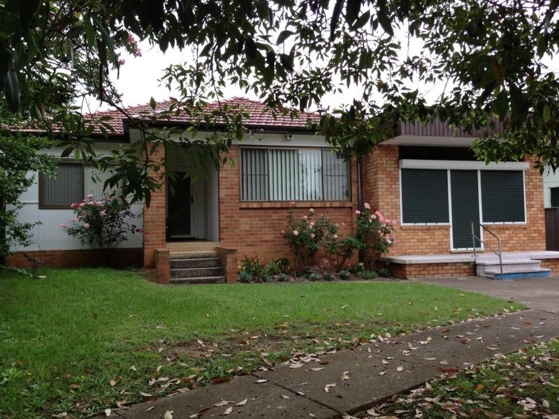 76 Regent St, Riverstone NSW 2765
