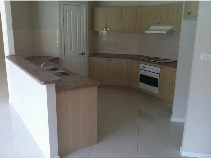 73 Glenwood Park Dr, Glenwood NSW 2768