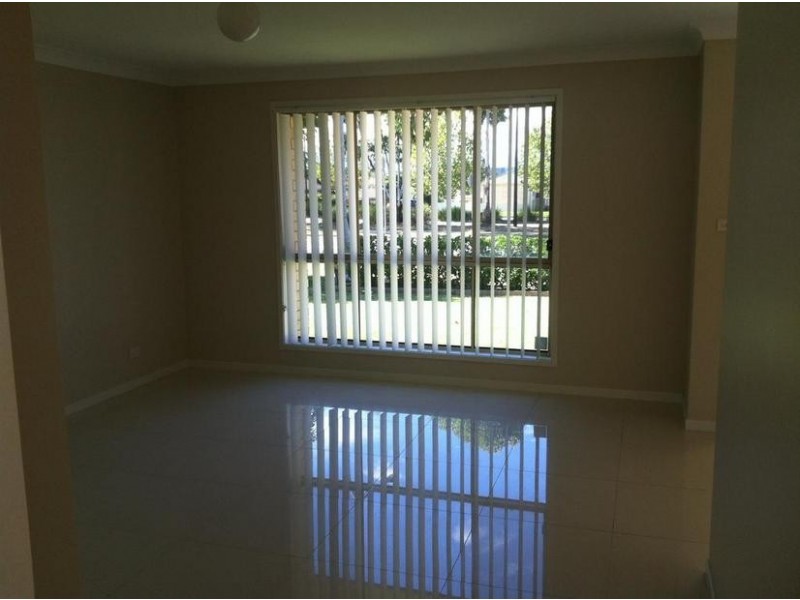 73 Glenwood Park Dr, Glenwood NSW 2768