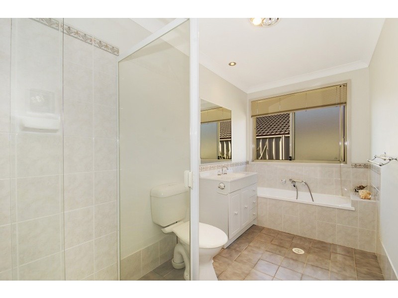 28 Tullaroan St, Kellyville Ridge NSW 2155
