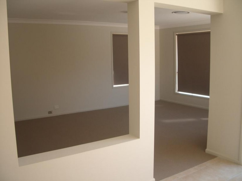 18 Rainford St, Stanhope Gardens NSW 2768