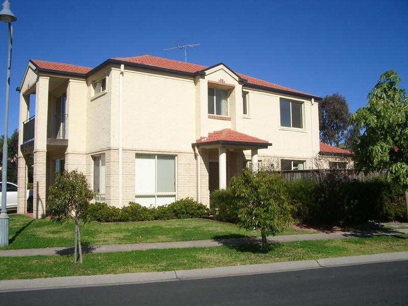 45 Beaumont Drive, Beaumont Hills NSW 2155