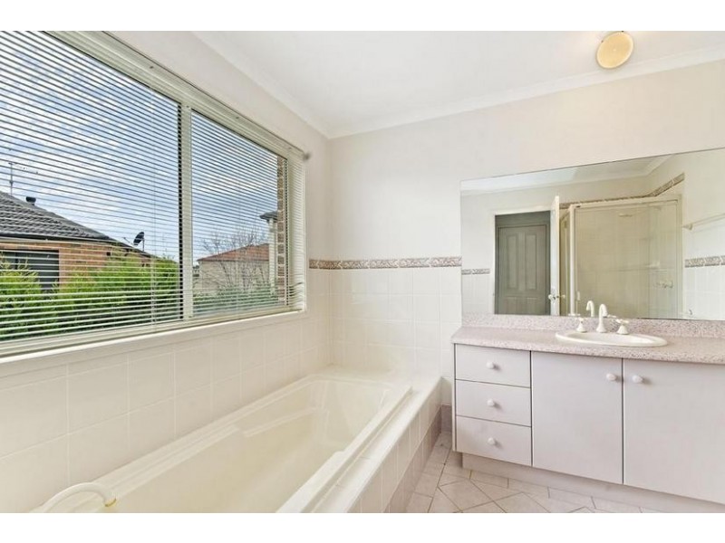 6 Herald Place, Beaumont Hills NSW 2155