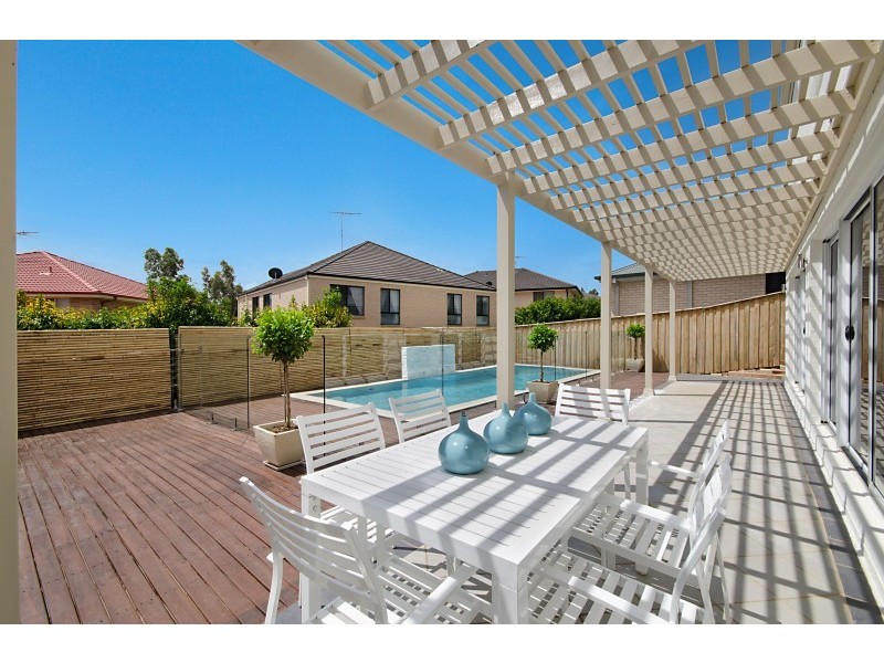 20 Blue Bell Cct, Kellyville NSW 2155