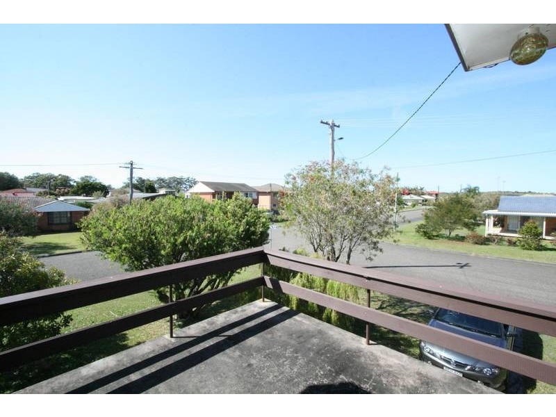 17 Cook Street, North Haven NSW 2443