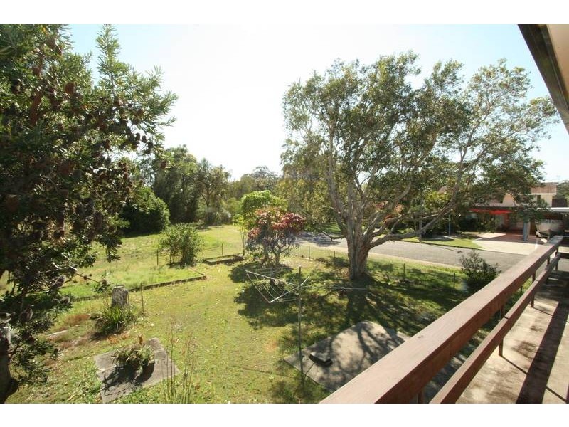 17 Cook Street, North Haven NSW 2443