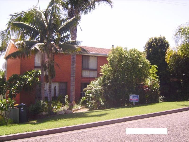 8 First Avenue, Bonny Hills NSW 2445