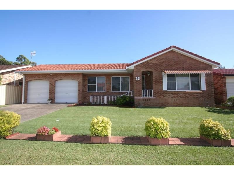 43 Murson Crescent, North Haven NSW 2443