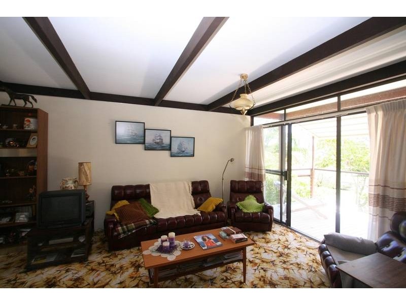 1 Leighton Close, North Haven NSW 2443