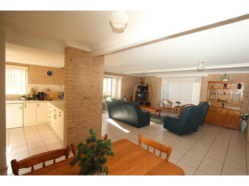 1517 OCEAN DRIVE, Lake Cathie NSW 2445