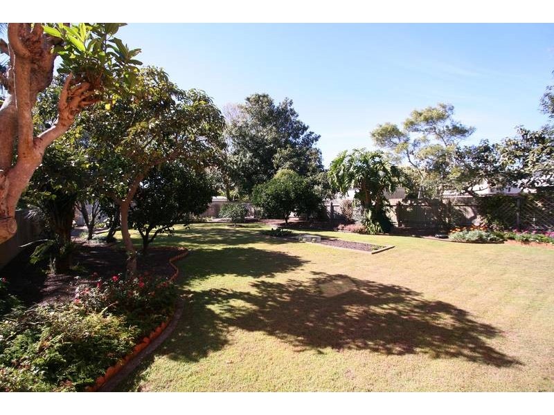 2 Leighton Close, North Haven NSW 2443