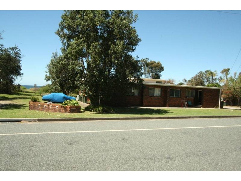 1/84 Chepana Street, Lake Cathie NSW 2445