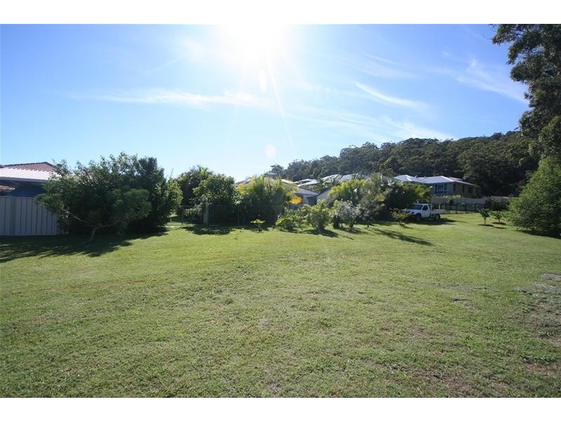 45 Admirals Circle, Laurieton NSW 2443