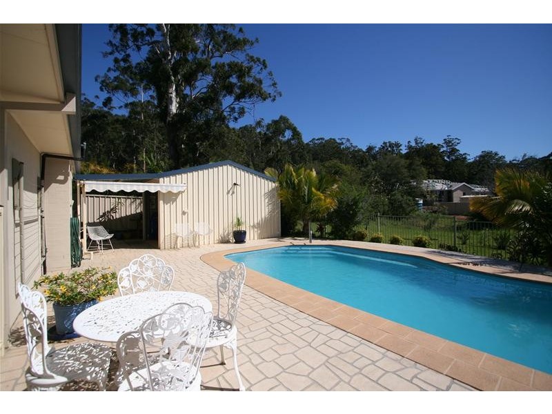 45 Admirals Circle, Laurieton NSW 2443
