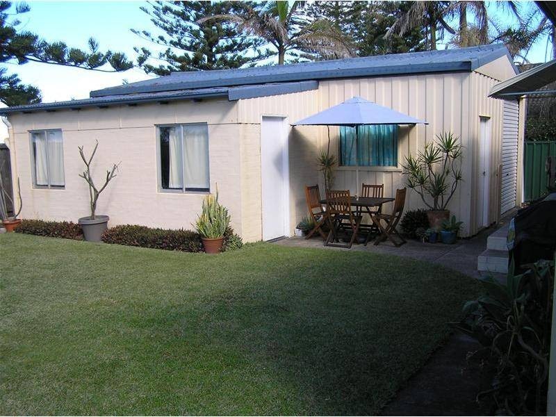 20 Chepana Street, Lake Cathie NSW 2445