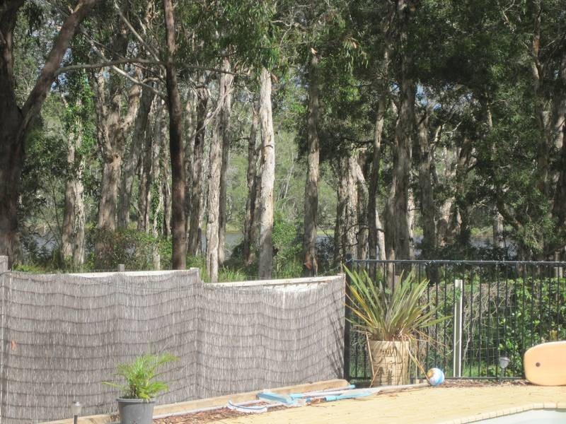 16 Evans Street, Lake Cathie NSW 2445