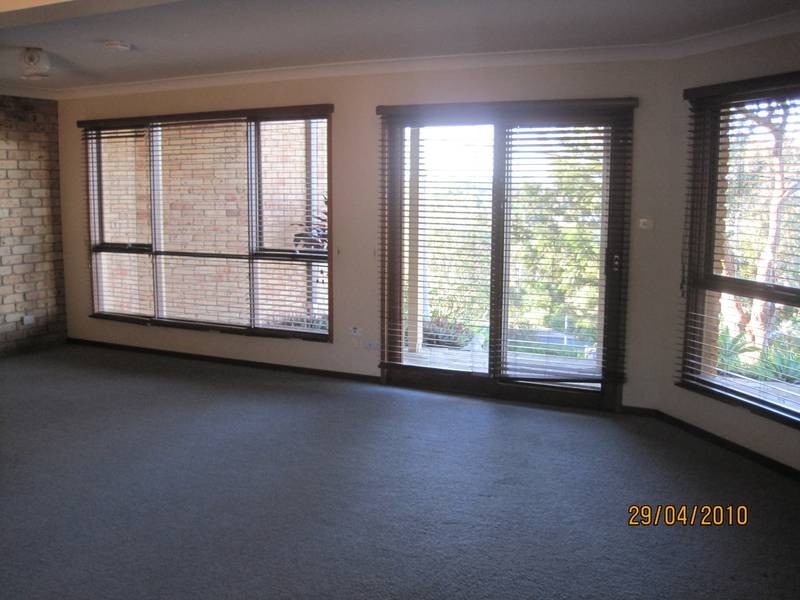 3/3 Parry Street, Lake Cathie NSW 2445