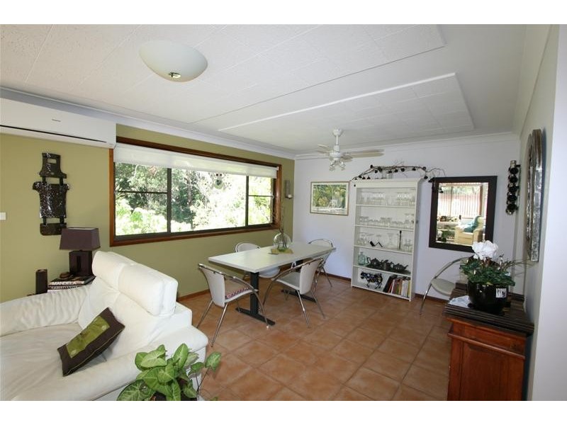 2/11 Oxley Street, Lake Cathie NSW 2445