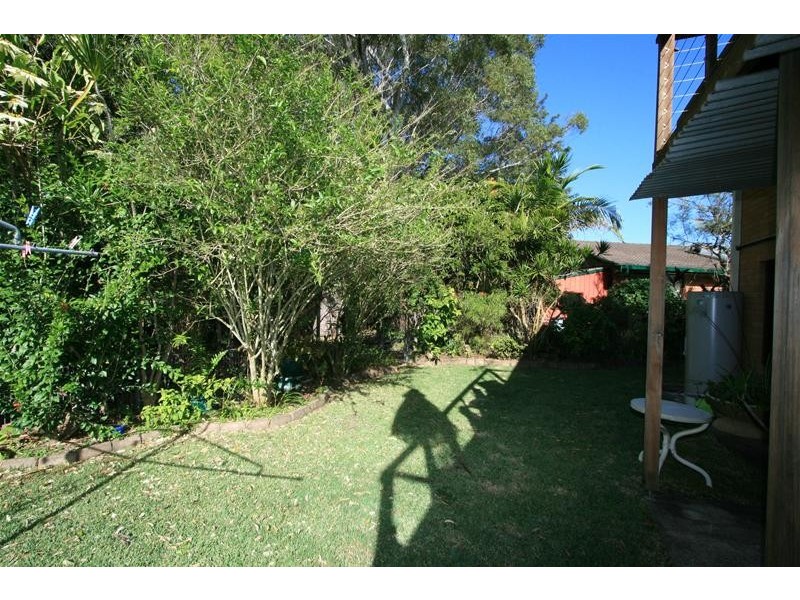 2/11 Oxley Street, Lake Cathie NSW 2445