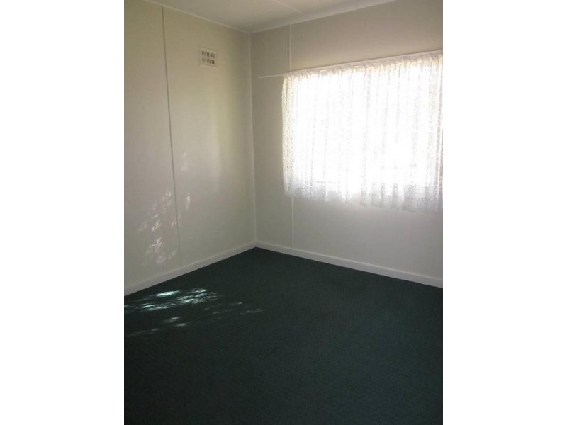 4 Vine Street, North Haven NSW 2443