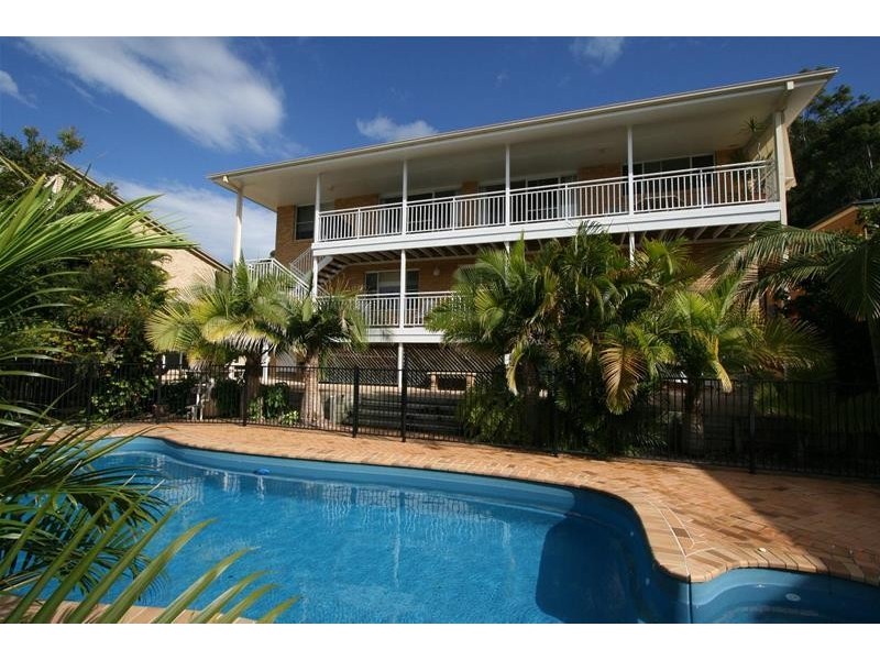 10 Black Swan Terrace, Laurieton NSW 2443