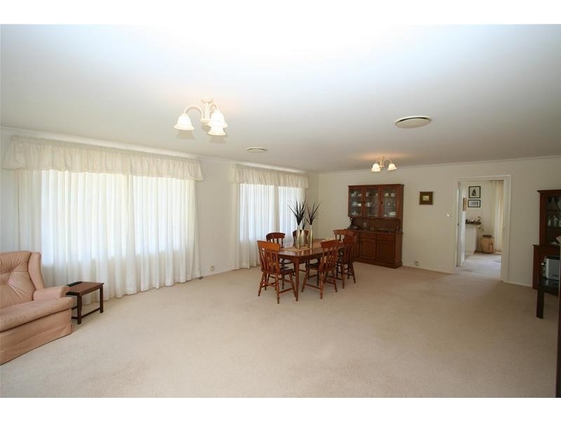 10 Black Swan Terrace, Laurieton NSW 2443