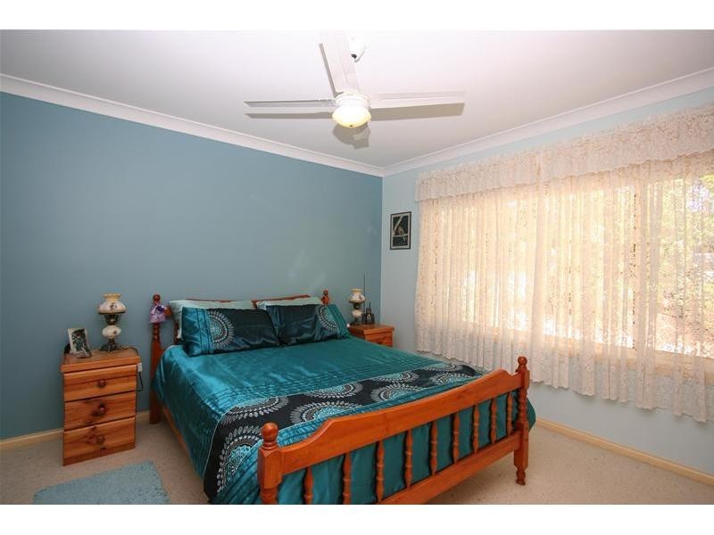 6 The Gateway, Laurieton NSW 2443