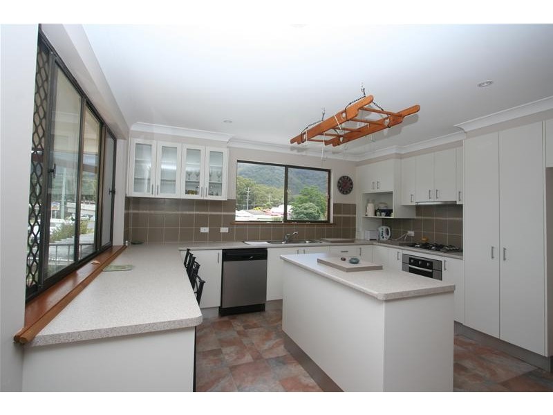 479 Ocean Drive, Laurieton NSW 2443