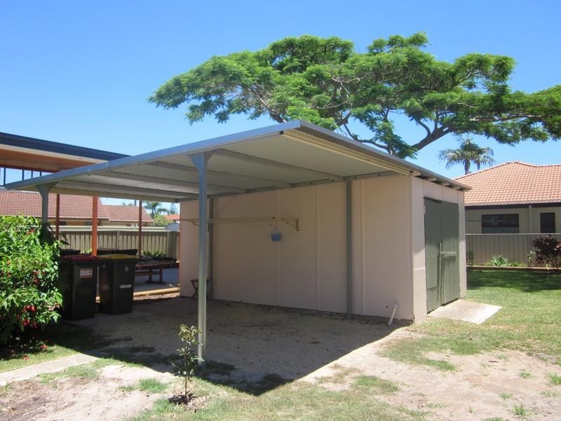 25 The Parade, North Haven NSW 2443